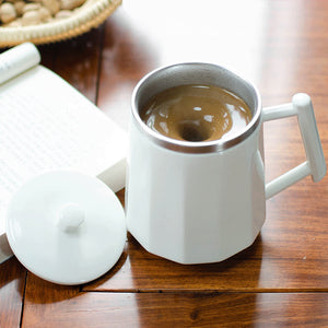 Self-Stirring Magic Mug
