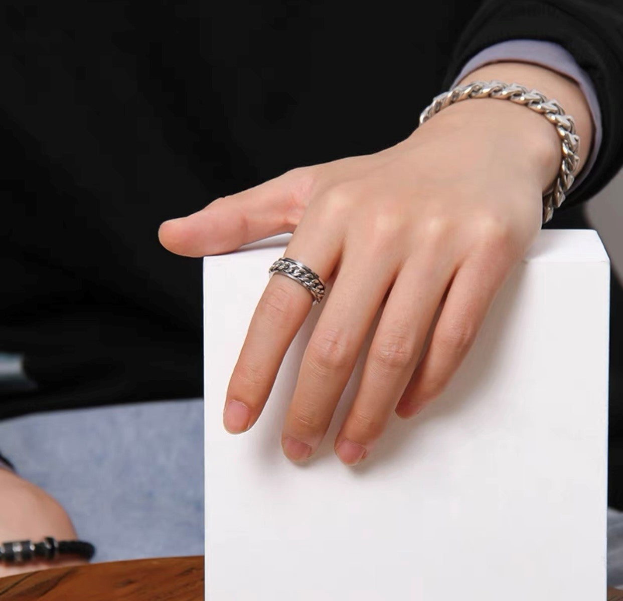 Fashionable Beer Opener Ring